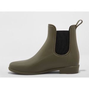 Chelsea Rain Boots